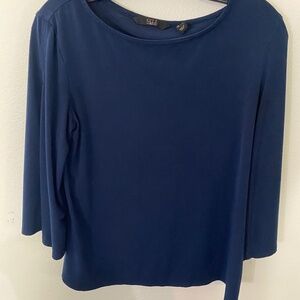 GILI Top With Split Sleeves